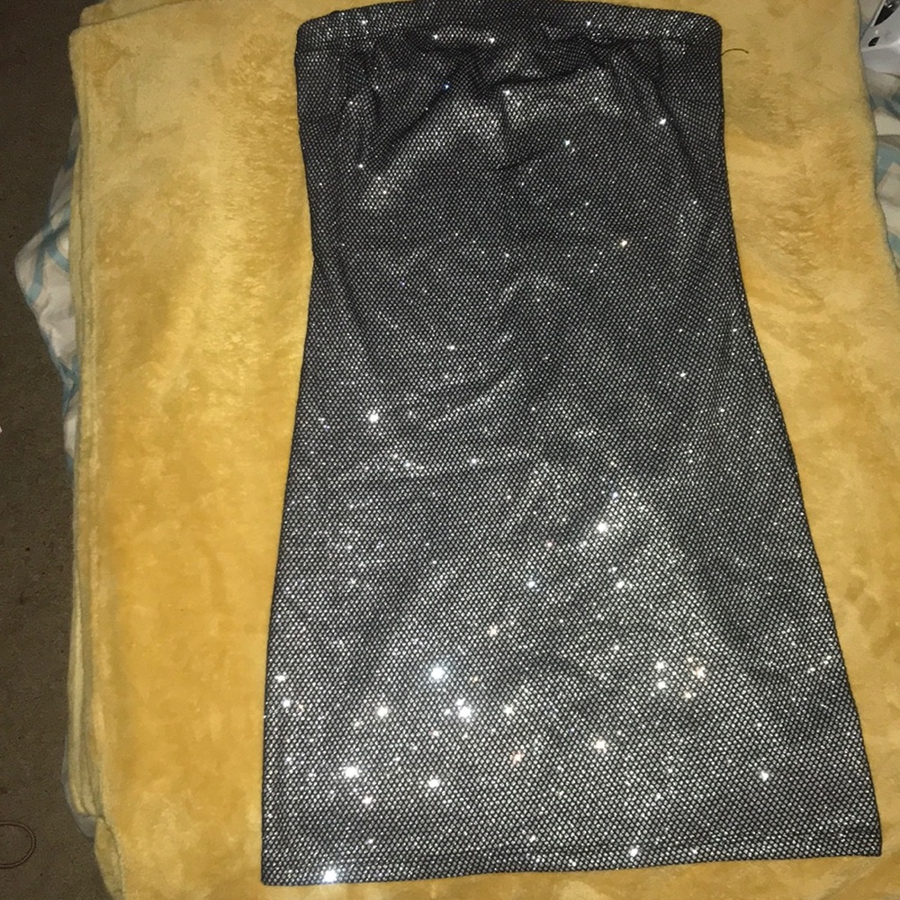 Dress never worn